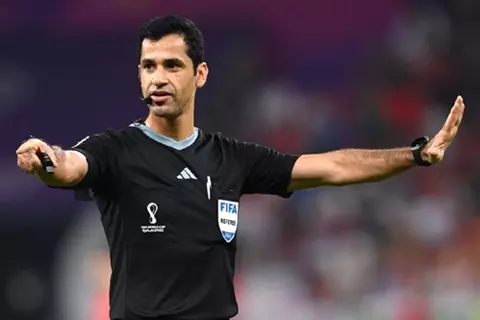 فأل حسن لبيراميدز.. من هو حكم مباراة نصف نهائي كأس انتركونتيننتال؟